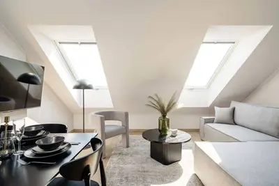 Image de Unique two-story penthouse in the center *Spa*