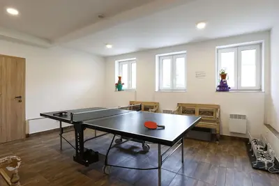 Image de Agréable appartement pour 6 personnes avec bain à remous, Wifi et Tv