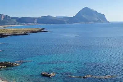 Image de Villa in Castelluzzo overlooking the gulf of makari.