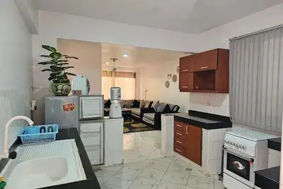Image de 2 Bedroom House With air Conditioning Near the Beach :)
