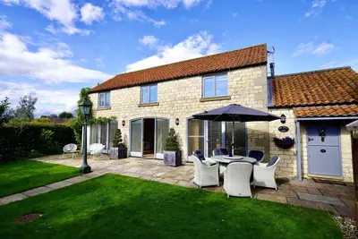 Image de Oak Tree Barn, pet friendly, with open fire in Thornton-Le-Dale