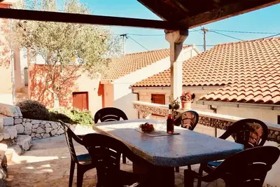 Image de Appartement d'une chambre avec la terrasse Sutivan, Brac (A-5654-b)