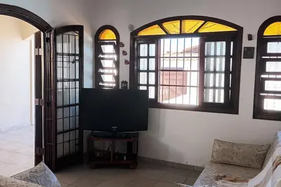 Image de House with pool in upscale neighborhood