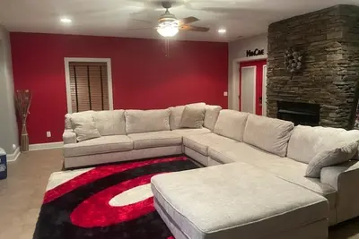 Image de Plush guest Suite. Near Golf Courses & Grandover Resort. Privacy and comfort.