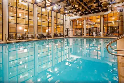 Image de Your Home Away from Home! Free Breakfast, Free Parking, Swimming Pool!