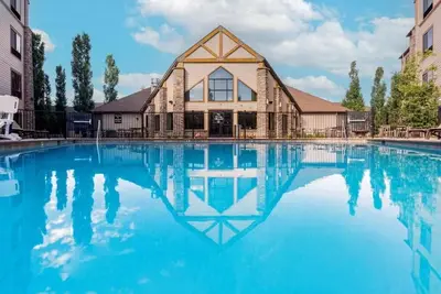 Image de Unforgettable Views and Comfort! Swimming Pool, Free Breakfast, Free Parking!