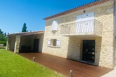 Image de Maison avec piscine pour les familles ou les sportifs aux pieds de Mont Ventoux