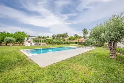 Image de Escapade au bord d'une piscine à Ponte de Sor