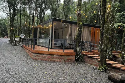 Image de Alpes Canela, chalets in the middle of nature in Canela.