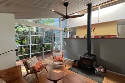 Image de Kurrumbin! - Vincentia Free Wifi, Free Linen, 300m From the beach