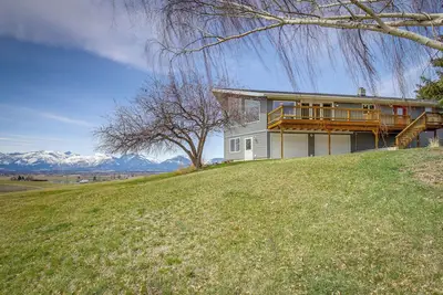 Image de Corvallis 'Coyote Creek House' w/ Mountain Views!