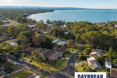 Image de Daybreak: Spacious & Light Family Home With Rooftop Terrace and bay Views