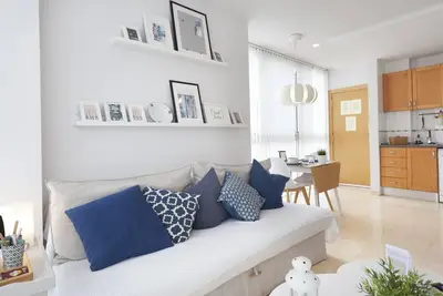 Image de Charmant appartement proche de la plage avec Wifi, climatisation et tout confort!