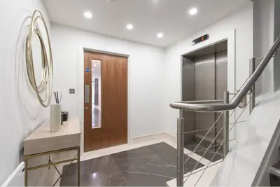 Image de Urban Chic: Central Studio in Reading Centre\n