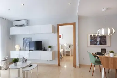Image de Magnifique appartement près de la plage avec WiFi gratuit