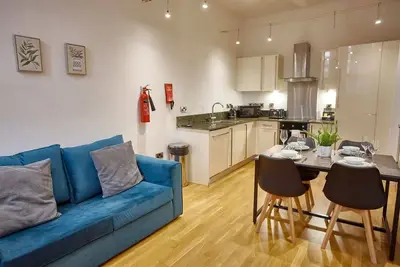 The Amber Suite Summa