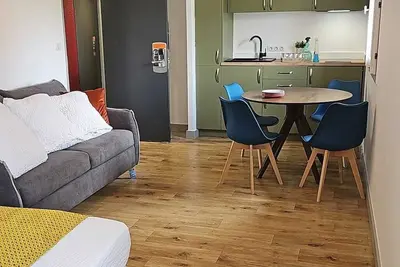 Image de Cit'hotel - Appartement Jungle