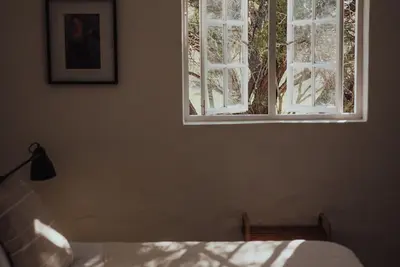 Image de Late 1800s Renovated Cottage on a Working Ostrich Farm in the Klein Karoo