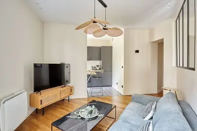 Image de Superbe appartement Invalide proche Tour Eiffel