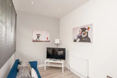 Image de Spacious Retreat near city centre - Pass the Keys