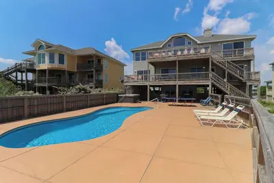 Image de Inviting, Oceanfront, Views Galore, Pets, C5059