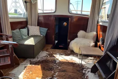 Image de House Boat/Classic Yaght