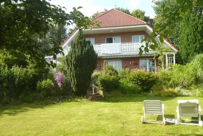 Image de 25 Min. von Hamburg, je 2 Zi. mit Balkon, eigenes Bad, Küchenmitbenutzung, Garten