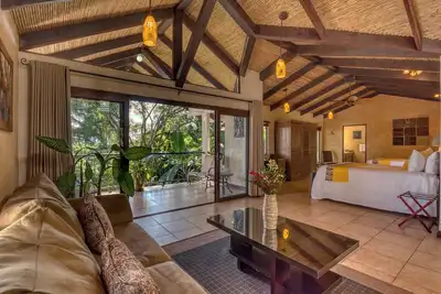 Image de Family Villa near San José Airport at Buena Vista Chic Hotel