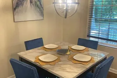 Image de Your home away from home