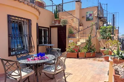 Image de Anita - Characteristic apartment for 4 with terrace close to the Coloseum