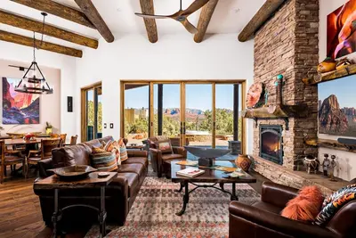 Image de Red Rock Refuge - Brand New Custom Build