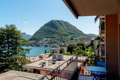 Appartement avec vue sur le lac dans le centre de Lugano (Maraini 17)