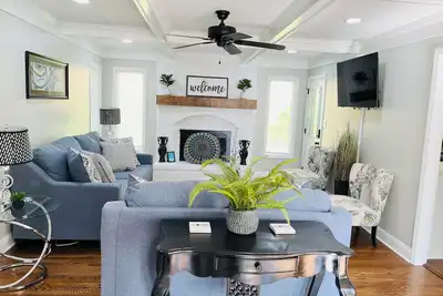 Image de Superb 4br-Suite Nkc Near Kc Chiefs, World Cup, Airport & Entertainment