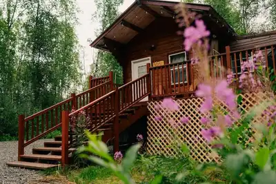 Image de Cozy pet friendly cabin with stand alone sauna near Willow and Talkeetna Alaska