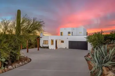 Image de Cat Foothills+Mountain Views / 3 Br 2 Ba / Garage