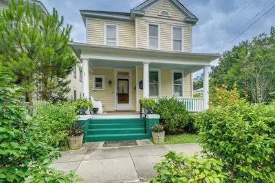 Wilmington Vacation Rental, Walk to Downtown!
