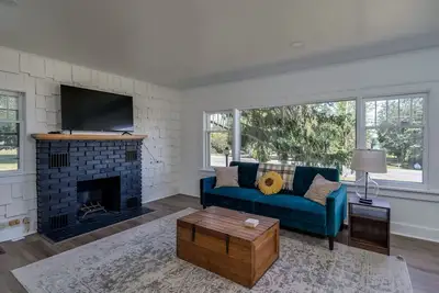Image de House at K's Motel with majestic views of St. Lawrence River