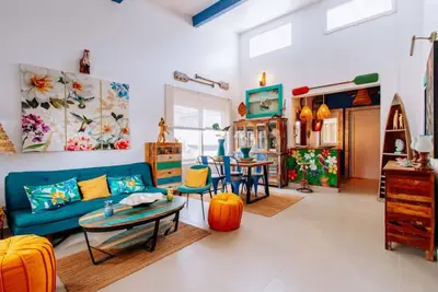 Image de Tipsy Gipsy House: Where the wild things live