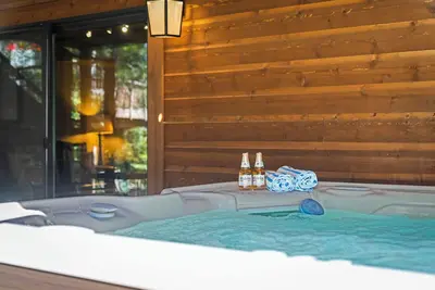 Image de Northstar Winter Oasis | Hot Tub, Shuttle, 2 Kings & 3Mins to Ski