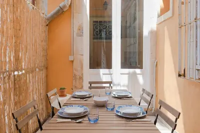 Appartamento Darsena with terrace by Wonderful Italy