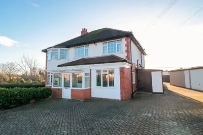 Image de Hazelgarth House, pet friendly, with hot tub in Hunmanby
