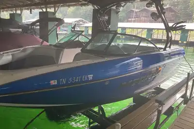 Image de Wakeboarding boat with me as a driver.