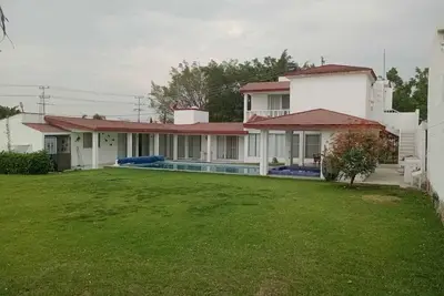 Image de Lomas de Cocoyoc, México. Ven y Disfruta en Familia