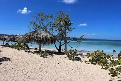Image de Beach Front Villa W/hot tub and Air-conditioning