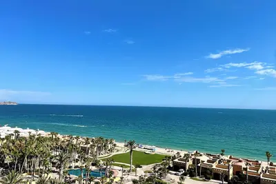 Image de Beachfront 🌊Bella Sirena 1b1b 🧜♀️Your romantic escape with a spectacular view!