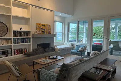 Harbor Front in Vineyard Haven! Brand New Construction - seconds from Town!