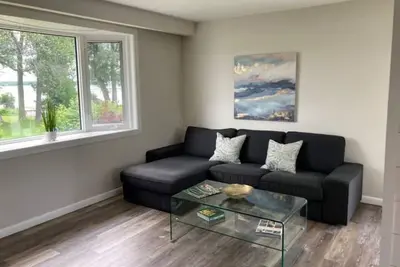 Image de Beautiful Cottage directly on Lake Simcoe