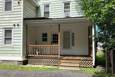 Image de Lots of Space for a Great Price! Barre Vt!