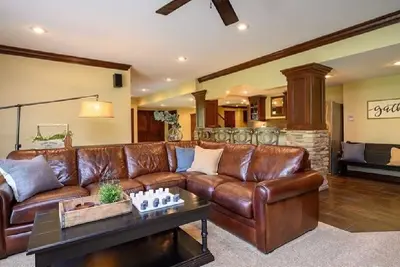 Image de Corporate Executive Home King Beds Strong Wi-Fi