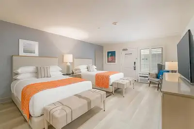 Image de Best Place to Stay in Carlsbad! Beachfront Property with Outdoor Pool